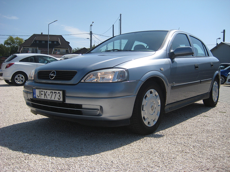 Opel Astra G 1, 4 A/C 2004/08 5 ajtós - 2. kép - TS Hungária Auto Trade Kft., Használtató-kereskedés