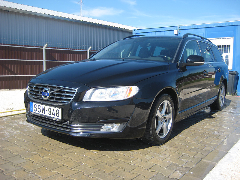 VOLVO V70 1, 6D NAVIS VONÓHORGOS EURO 5 2014/08 - 2. kép - TS Hungária Auto Trade Kft., Használtató-kereskedés