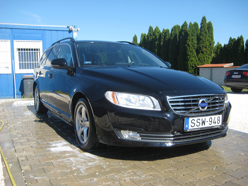 VOLVO V70 1, 6D NAVIS VONÓHORGOS EURO 5 2014/08 - 3. kép - TS Hungária Auto Trade Kft., Használtató-kereskedés