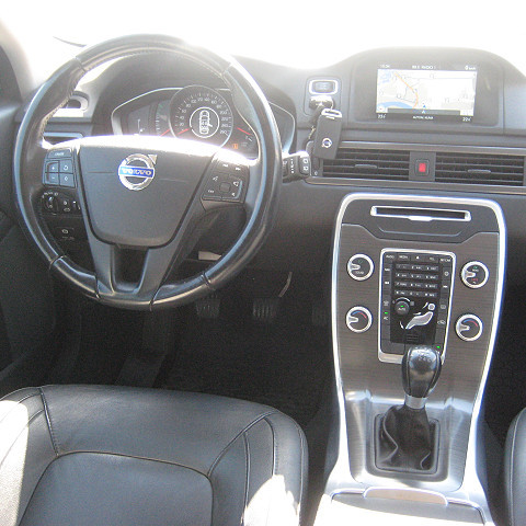 VOLVO V70 1, 6D NAVIS VONÓHORGOS EURO 5 2014/08 - 7. kép
