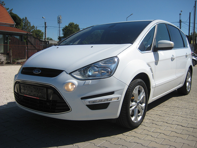 Ford S-Max 2.0 TDCi Titanium 2014/10 Euro5 163 Le - 2. kép - TS Hungária Auto Trade Kft., Használtató-kereskedés