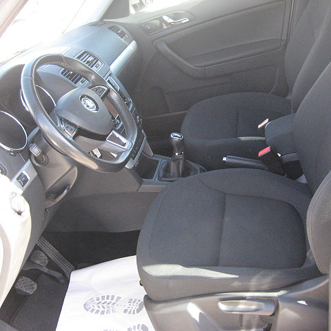 Skoda Yeti 2.0 TDI Ambition 4x4 2015/08 - 8. kép