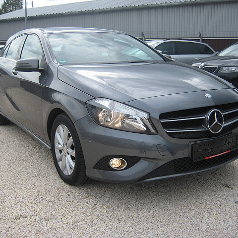 Mercedes-Benz A-Klasse A 180 BlueEfficiency Style 2015/09 EURO6 - 2. kép