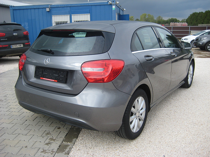 Mercedes-Benz A-Klasse A 180 BlueEfficiency Style 2015/09 EURO6 - 4. kép - TS Hungária Auto Trade Kft., Használtató-kereskedés