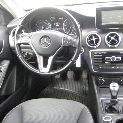 Mercedes-Benz A-Klasse A 180 BlueEfficiency Style 2015/09 EURO6 - 7. kép