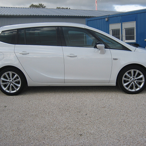 Opel Zafira Tourer 2.0 CDTI Business Innovation 7 személyes 2015/11 Euro6 - 5. kép