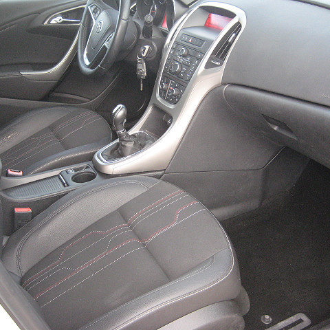Opel Astra 1.4 Turbo 150 Jahre Opel kombi 2012/12 Euro5 - 9. kép