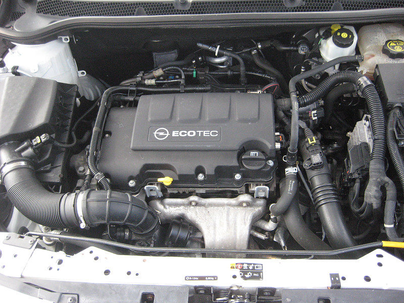Opel Astra 1.4 Turbo 150 Jahre Opel kombi 2012/12 Euro5 - 13. kép - TS Hungária Auto Trade Kft., Használtató-kereskedés