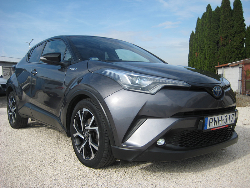 TOYOTA C-HR 1.8 Hybrid Dynamic Comfort LED e-CVT 2018/05 - 3. kép - TS Hungária Auto Trade Kft., Használtató-kereskedés