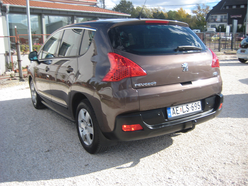 PEUGEOT 3008 1, 6 HDI VONÓHORGOS EURO5 2013/08 - 5. kép - TS Hungária Auto Trade Kft., Használtató-kereskedés
