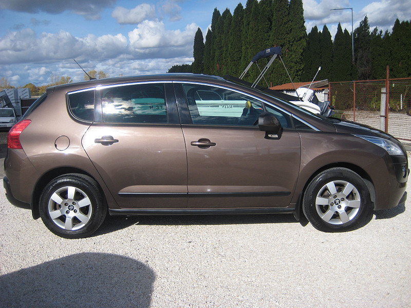 PEUGEOT 3008 1, 6 HDI VONÓHORGOS EURO5 2013/08 - 7. kép - TS Hungária Auto Trade Kft., Használtató-kereskedés