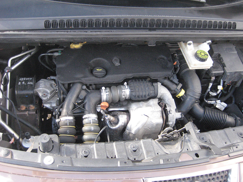 PEUGEOT 3008 1, 6 HDI VONÓHORGOS EURO5 2013/08 - 12. kép - TS Hungária Auto Trade Kft., Használtató-kereskedés