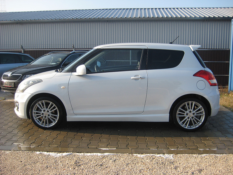 Suzuki Swift 1.6 Sport EURO5 2013/01 - 8. kép - TS Hungária Auto Trade Kft., Használtató-kereskedés