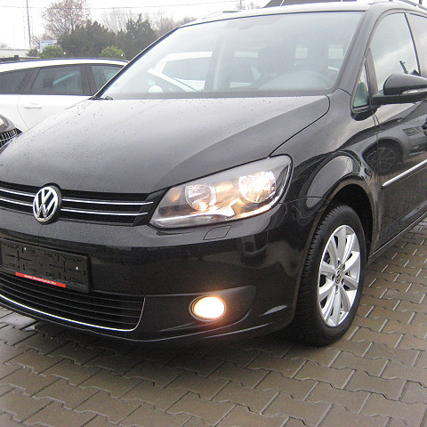 VW TOURAN 1, 4 TSI HIGHLINE DSG 7 SZEMÉLYES 2014/07 EURO5