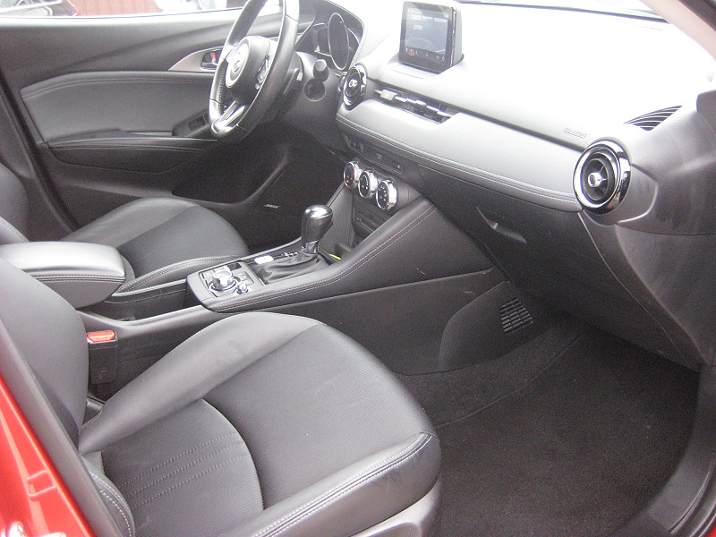 Mazda CX-3 2.0 SKYACTIV-G 121 Sports-Line 2019/07 EURO6 - 10. kép - TS Hungária Auto Trade Kft., Használtató-kereskedés