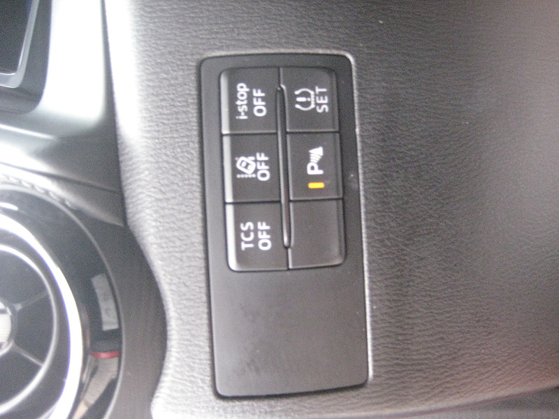 Mazda CX-3 2.0 SKYACTIV-G 121 Sports-Line 2019/07 EURO6 - 12. kép - TS Hungária Auto Trade Kft., Használtató-kereskedés