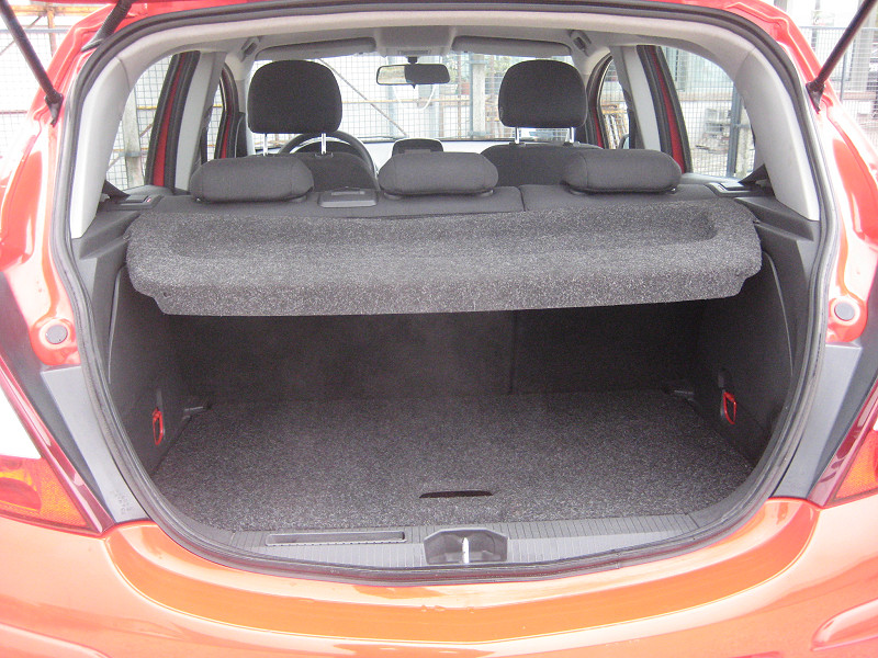 OPEL CORSA 1, 4 BENZINES 90LE 5 AJTÓS KLÍMÁS - 12. kép - TS Hungária Auto Trade Kft., Használtató-kereskedés