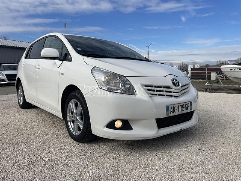 Toyota Verso 1.8 Dynamic automata 7 személyes 2010/02 - 3. kép - TS Hungária Auto Trade Kft., Használtató-kereskedés