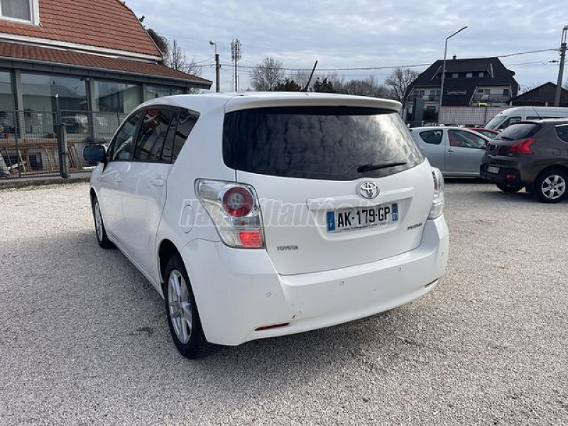 Toyota Verso 1.8 Dynamic automata 7 személyes 2010/02 - 5. kép - TS Hungária Auto Trade Kft., Használtató-kereskedés