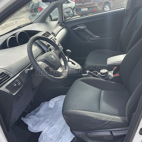 Toyota Verso 1.8 Dynamic automata 7 személyes 2010/02 - 8. kép