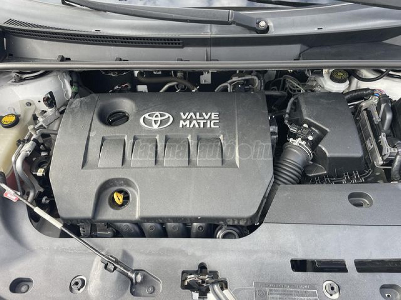 Toyota Verso 1.8 Dynamic automata 7 személyes 2010/02 - 12. kép - TS Hungária Auto Trade Kft., Használtató-kereskedés