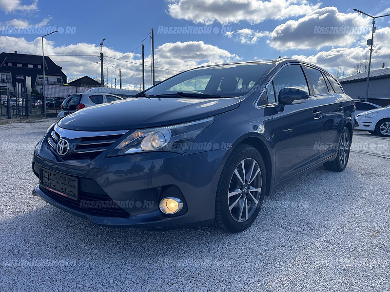 Toyota Avensis 2.0 D-4D Business 2012/04 EURO5 - 2. kép - TS Hungária Auto Trade Kft., Használtató-kereskedés