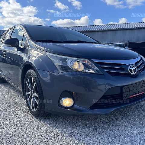 Toyota Avensis 2.0 D-4D Business 2012/04 EURO5 - 2. kép