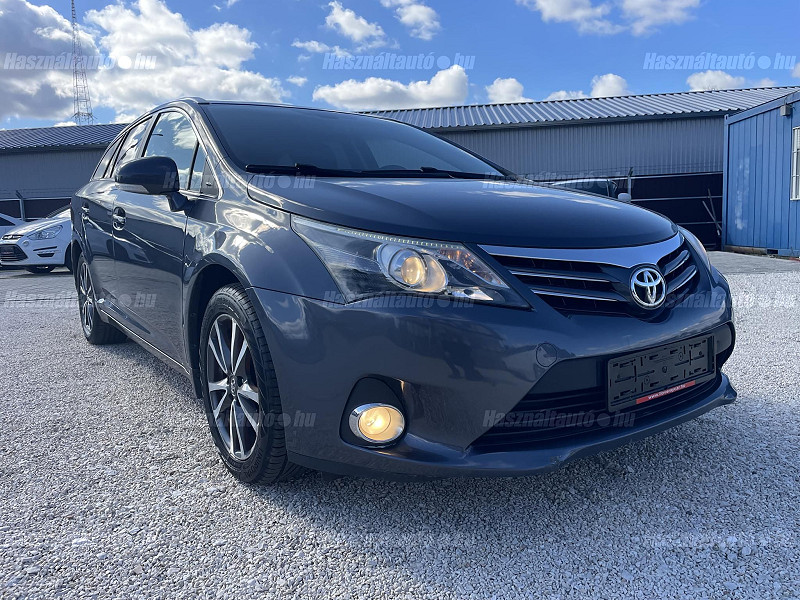 Toyota Avensis 2.0 D-4D Business 2012/04 EURO5 - 3. kép - TS Hungária Auto Trade Kft., Használtató-kereskedés