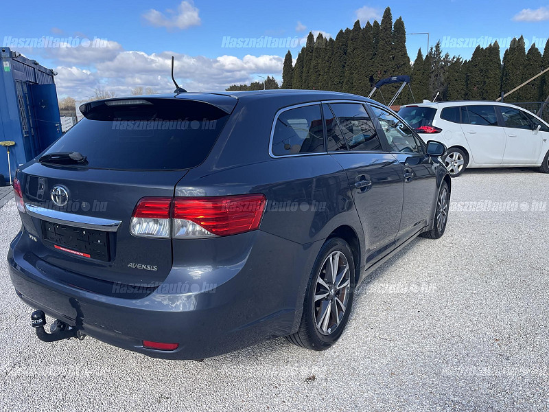 Toyota Avensis 2.0 D-4D Business 2012/04 EURO5 - 5. kép - TS Hungária Auto Trade Kft., Használtató-kereskedés