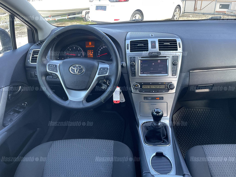 Toyota Avensis 2.0 D-4D Business 2012/04 EURO5 - 8. kép - TS Hungária Auto Trade Kft., Használtató-kereskedés