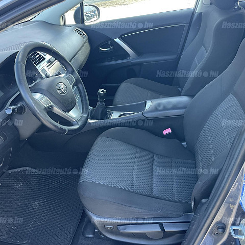 Toyota Avensis 2.0 D-4D Business 2012/04 EURO5 - 8. kép