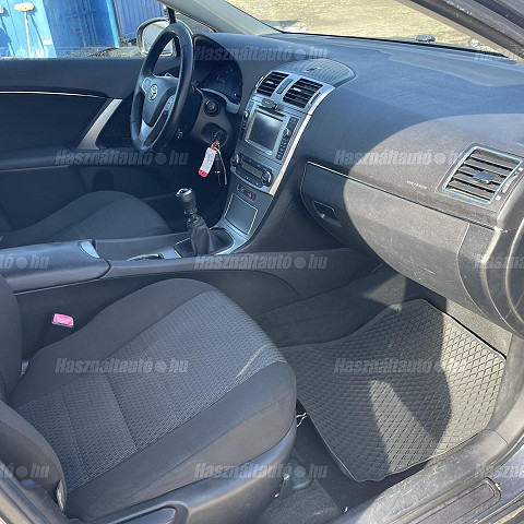 Toyota Avensis 2.0 D-4D Business 2012/04 EURO5 - 9. kép